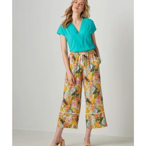 Charlie Paige Relaxed Capri Printed Pant (Citrus Garden)