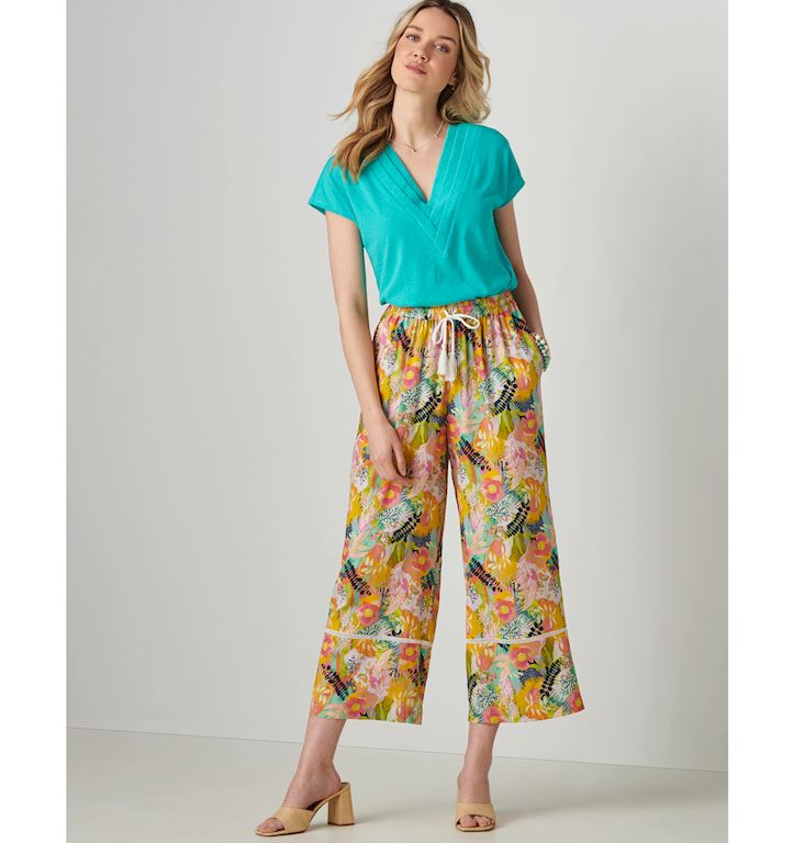 Charlie Paige Relaxed Capri Printed Pant (Citrus Garden)