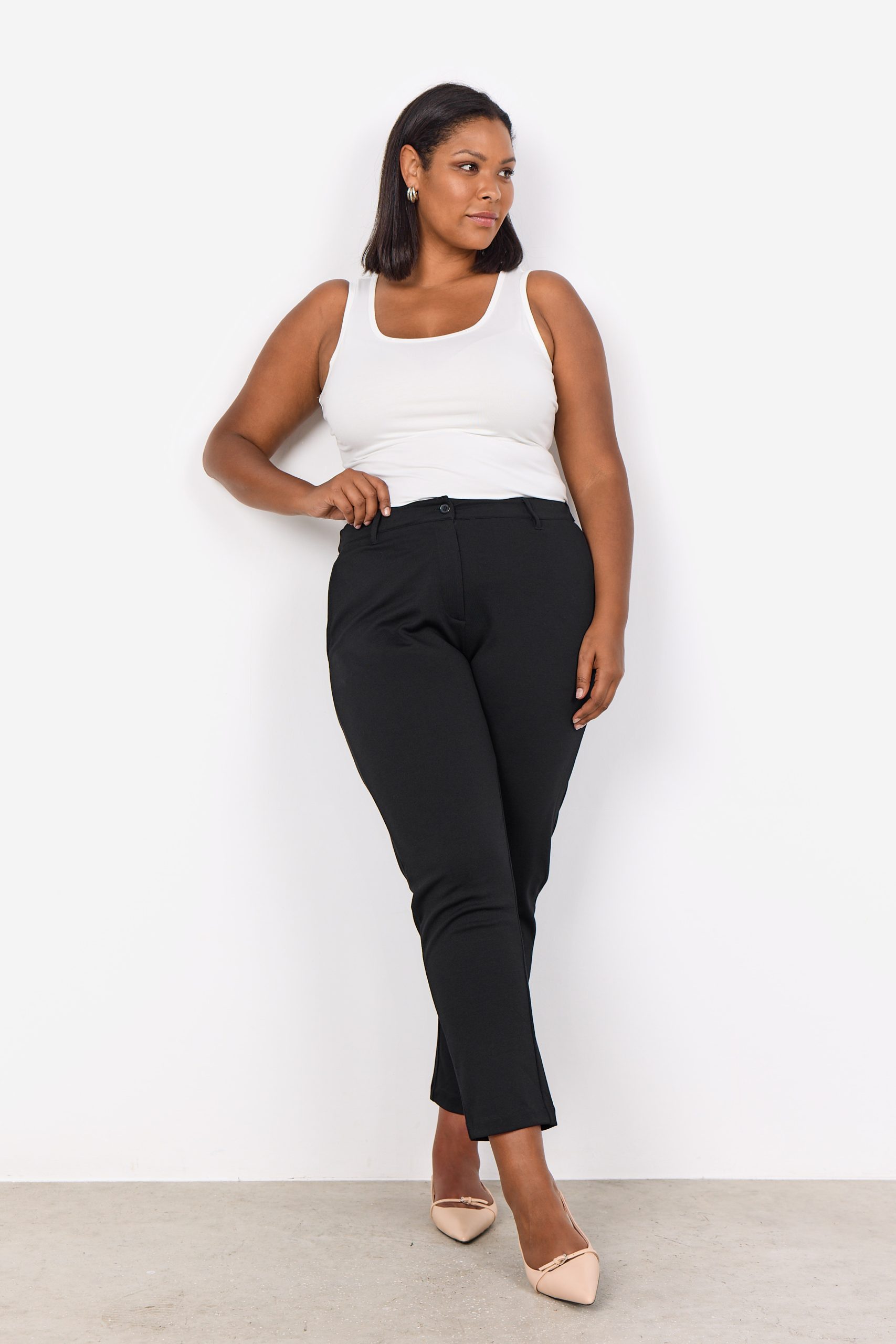 Wasabi Stella 6 Sleeveless Top (two colours available)