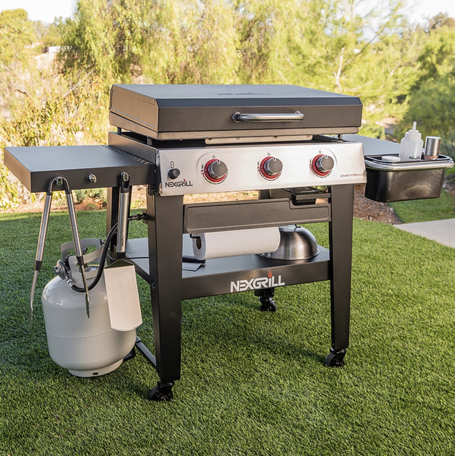 Nexgrill 3 Burner 30 in. Propane Gas Griddle in Black with Lid